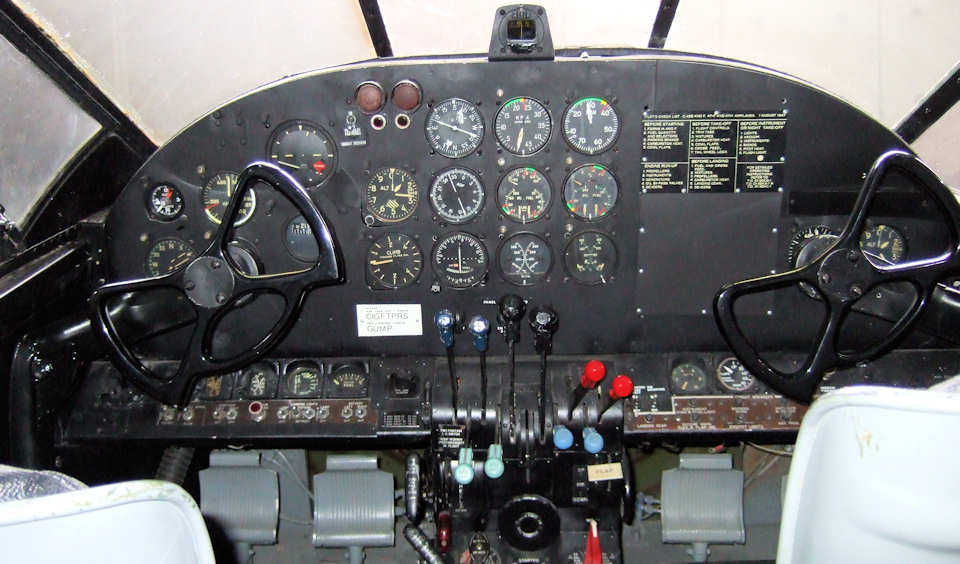 Beech SNB Instrument Panel