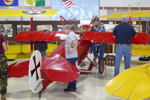 Assembling the Fokker Dr.1